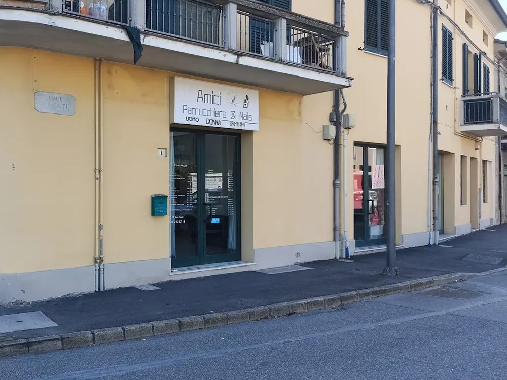 Amici parrucchiere & nails