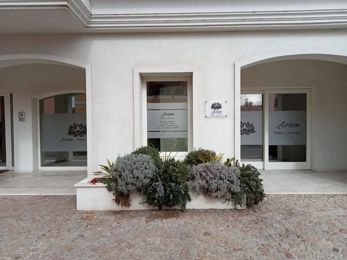 ARIAM centro estetico benessere bellezza estetista epilazione manicure