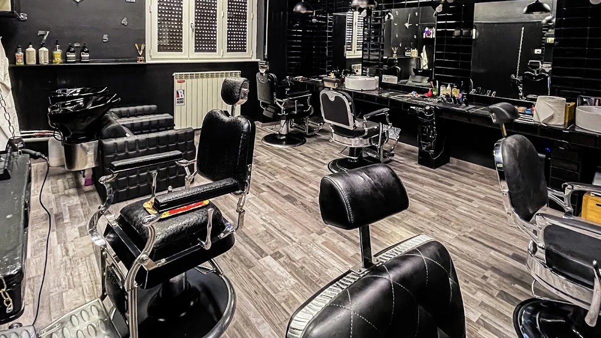 BlackBlade Barbershop - 2
