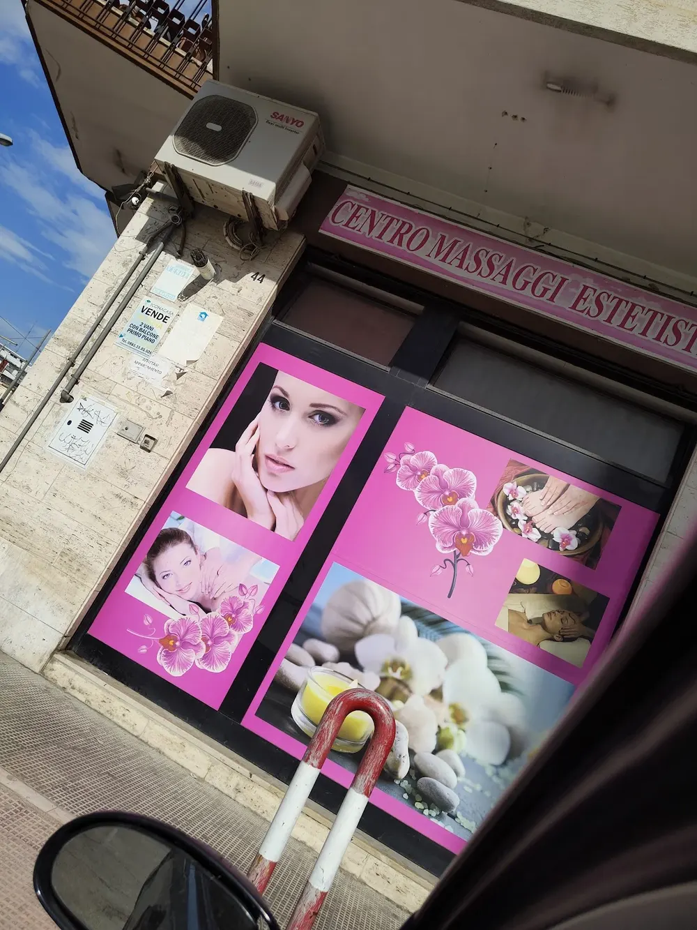 Centro Massaggi Estetica Rosso Peonia