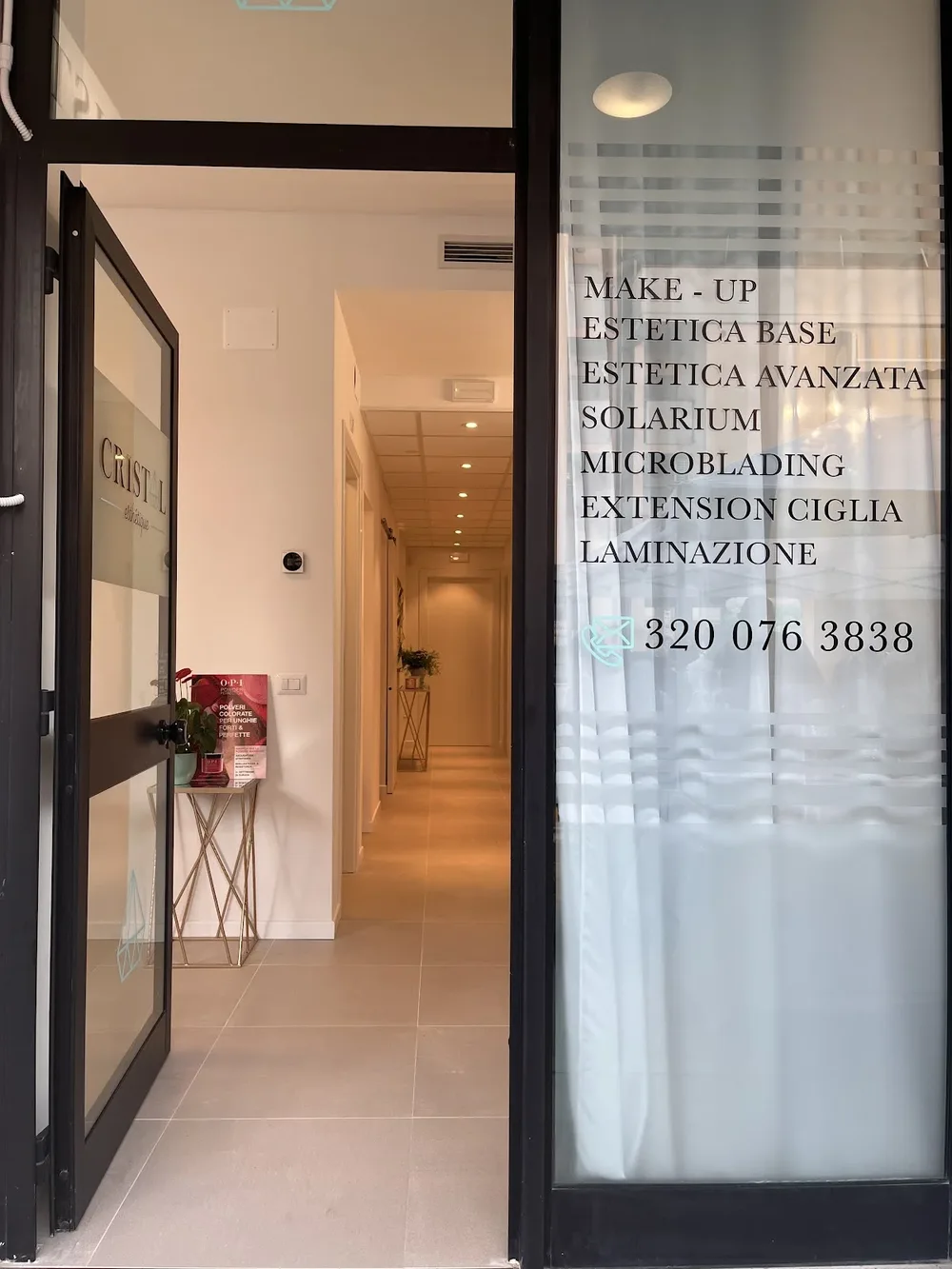 Cristal esthétique di Scaramucci Cristina