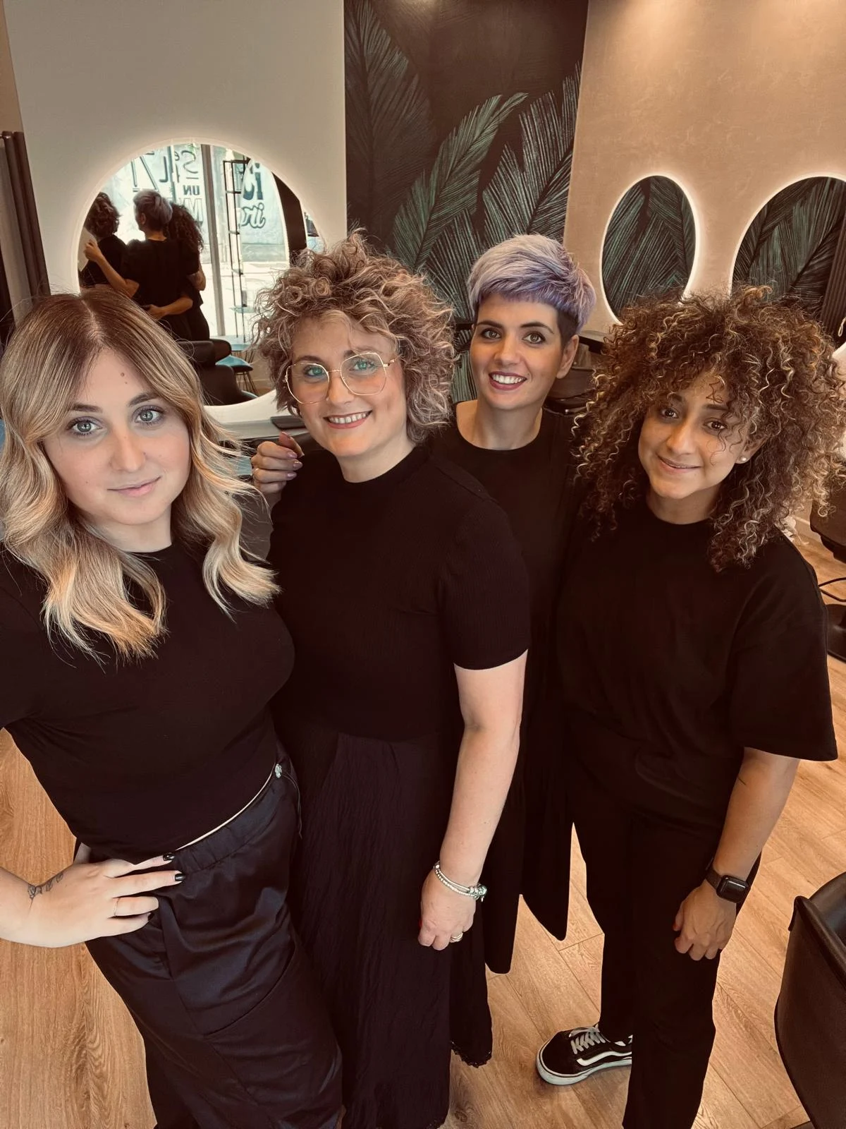 Divina Donna Hairstylist