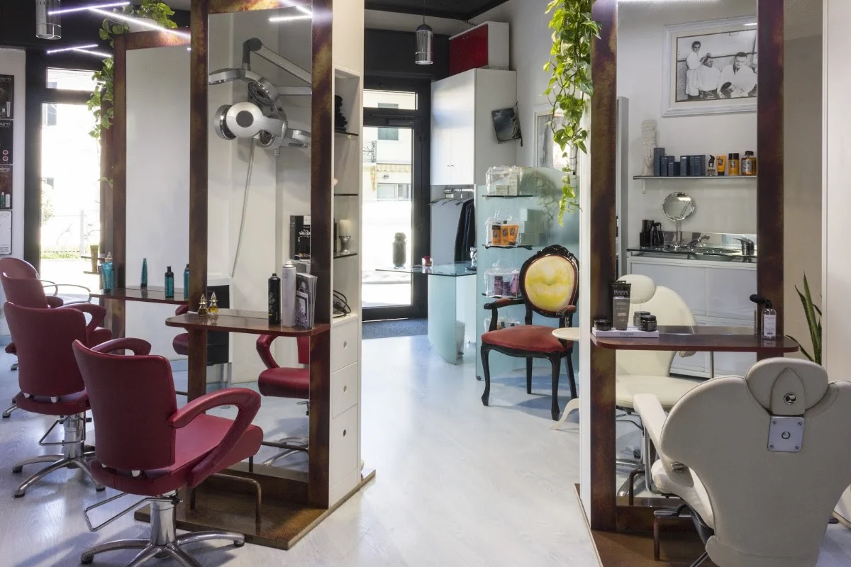 Flavio Girotto Parrucchieri barber shop centro estetico - Kérastase / De pot