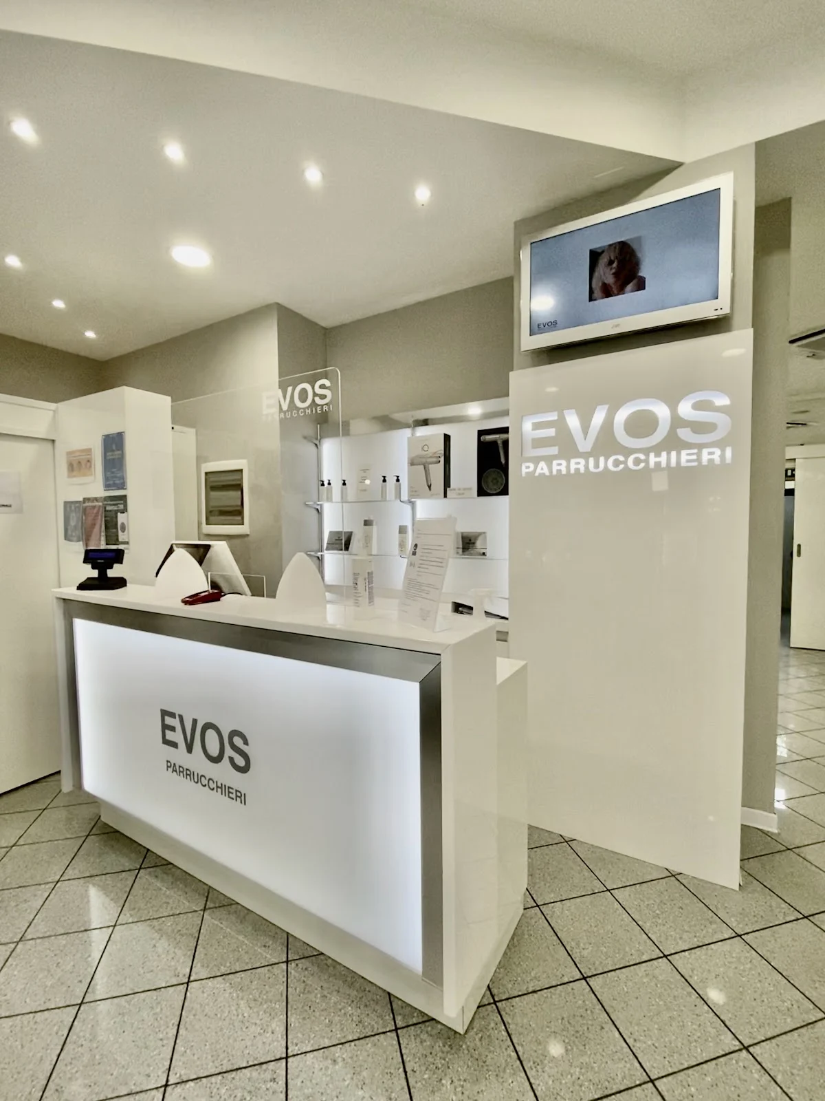 Hair Team Di Buonarrivo Giuseppe - EVOS PARRUCCHIERI - 3