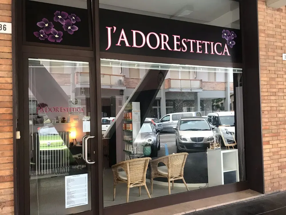 J'ADORESTETICA di Nanni Giada - 2