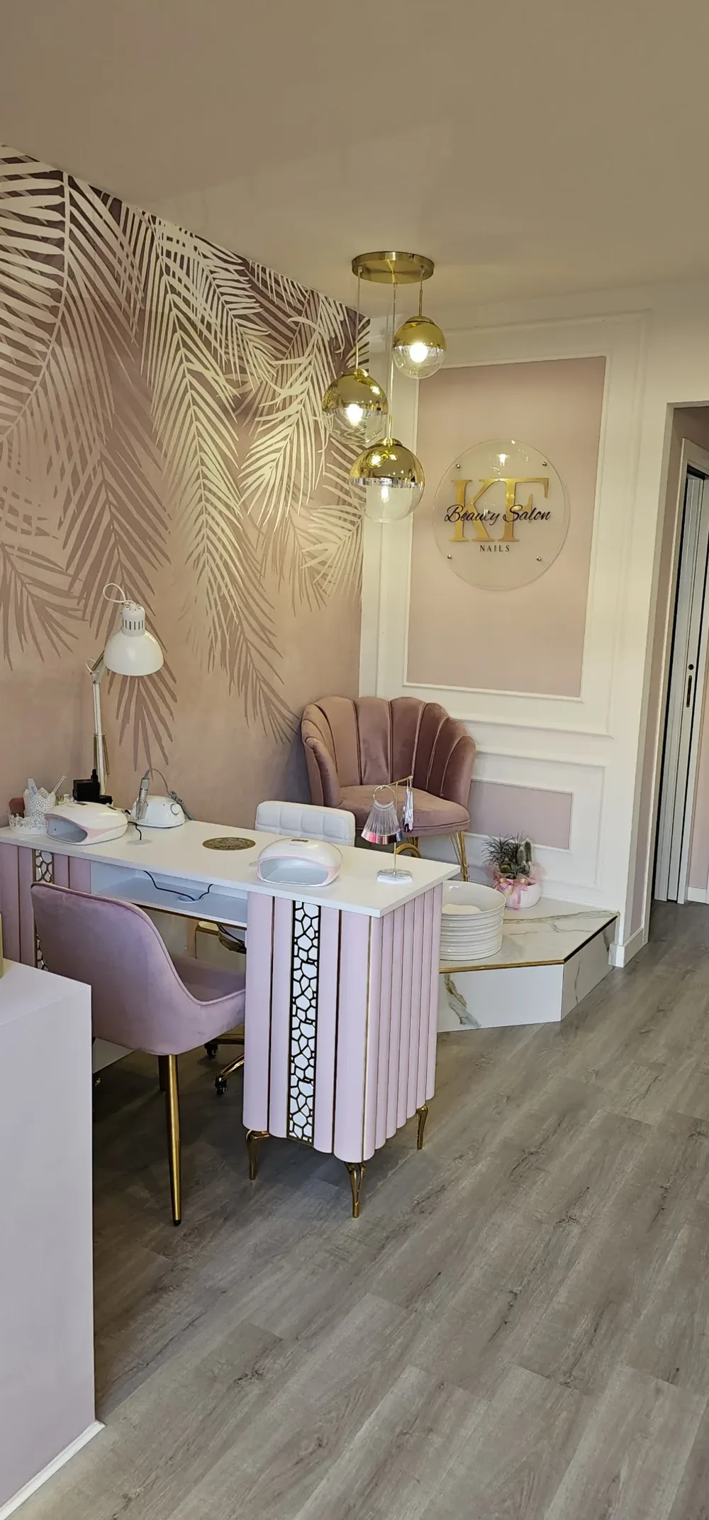 KF Beauty Salon Nails