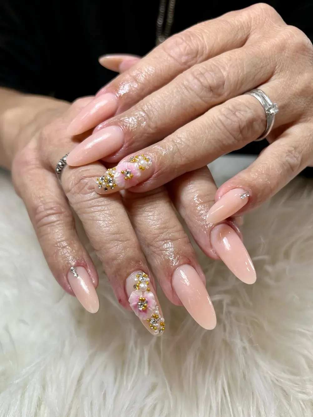 La Regina Nails