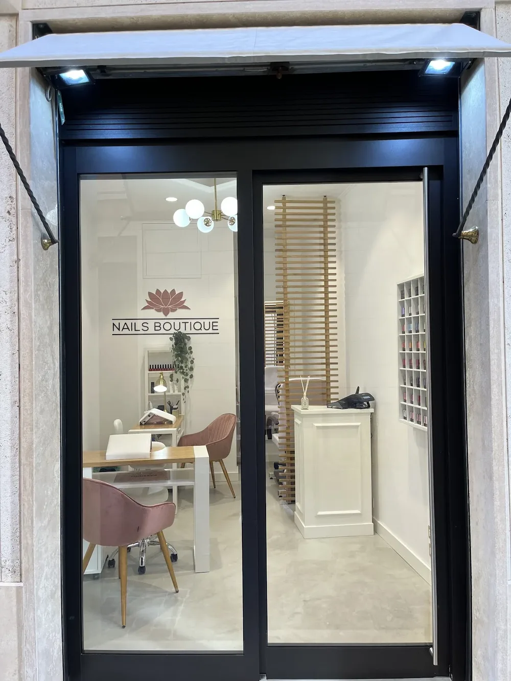 Nails Boutique - 2