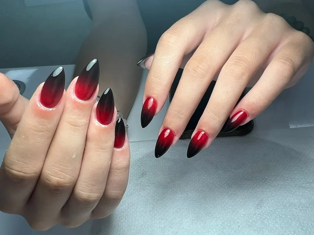 Nails Lab
