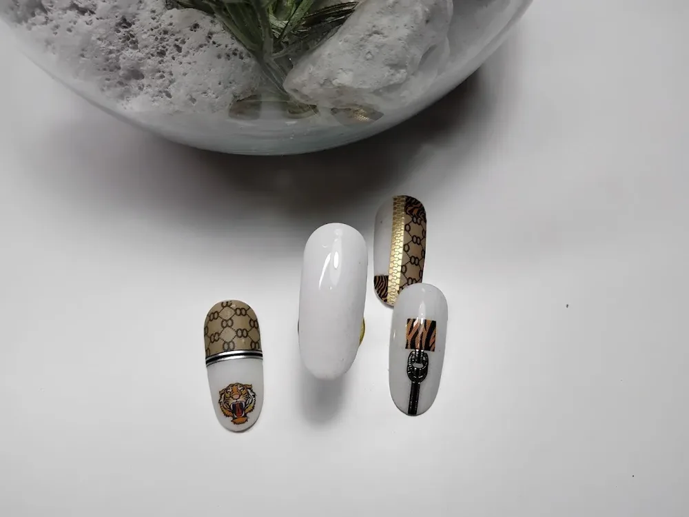Nails & Lashes