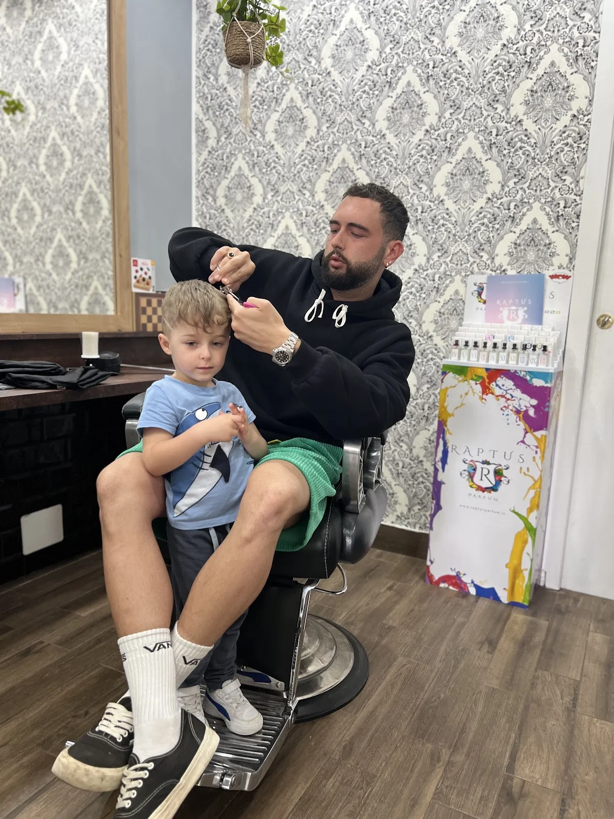 Notorious Barber Crew - 3