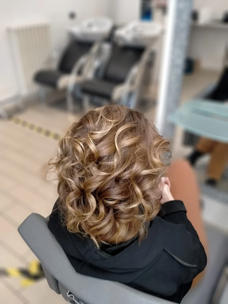 Parrucchieria New Age hair lab - 2