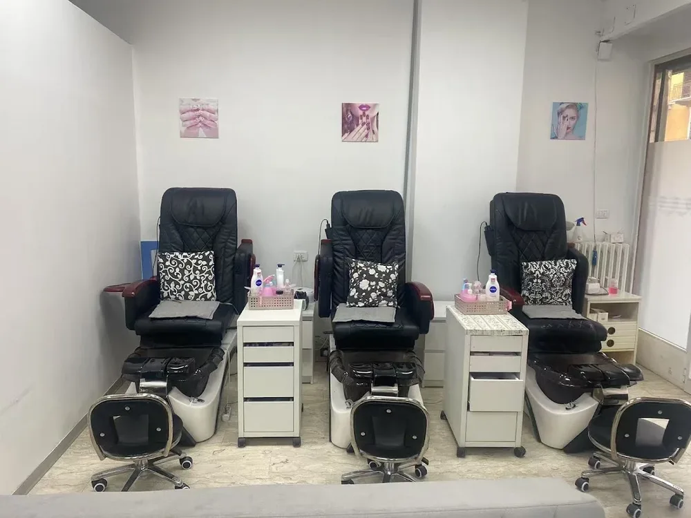 Rainbow Nail Spa Chivasso - 2