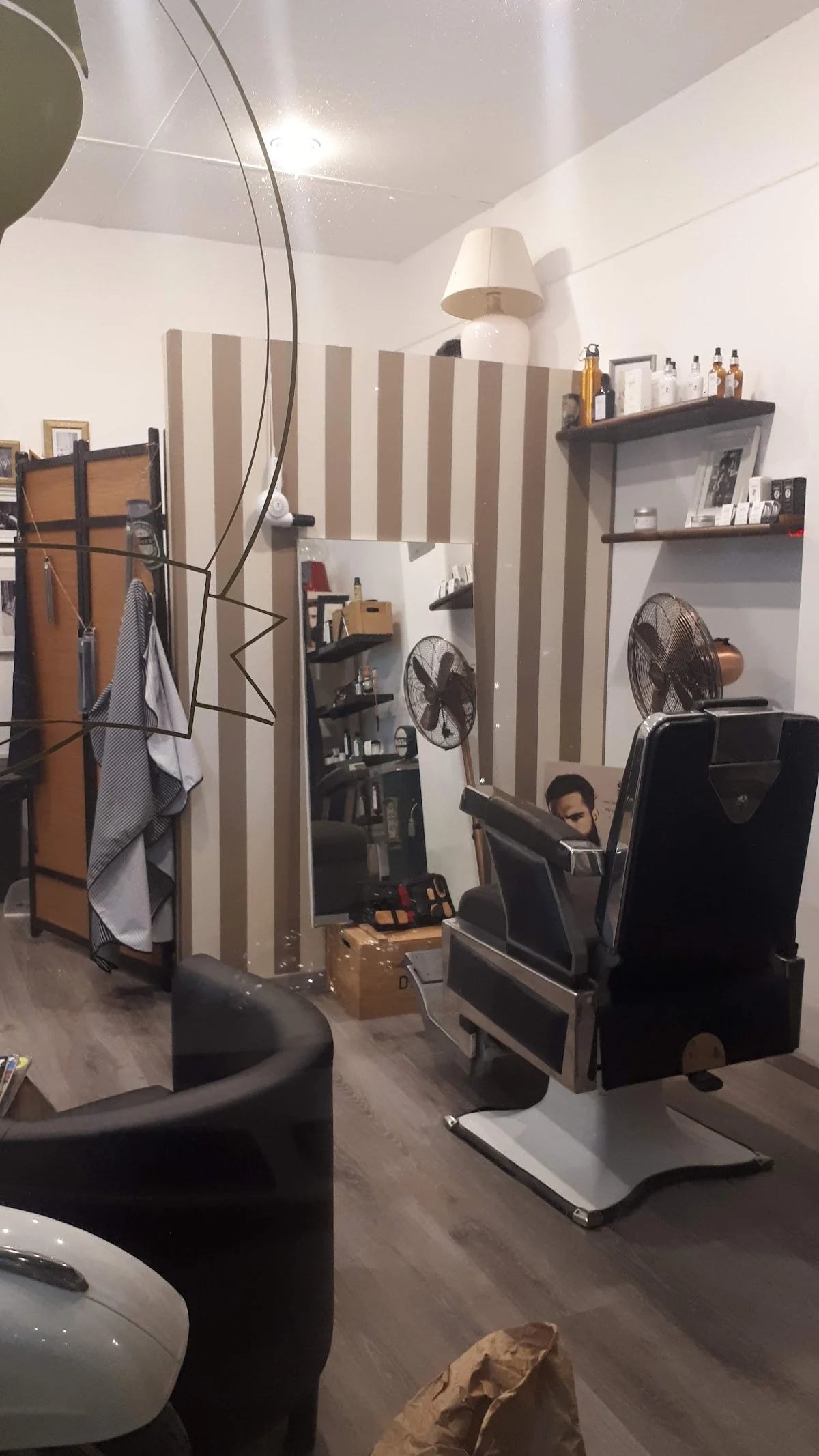 SEAMA Ancona / Hb2 Barbershop
