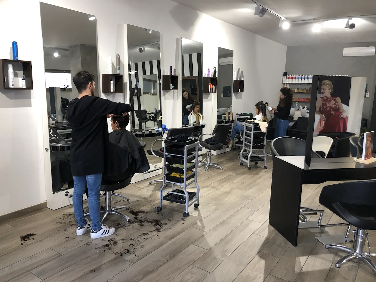 So Glam Hair Designer
