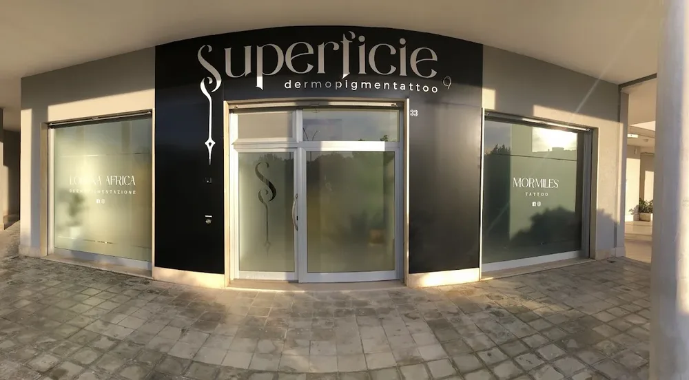 SUPERFICIE di Africa Lorena - 2