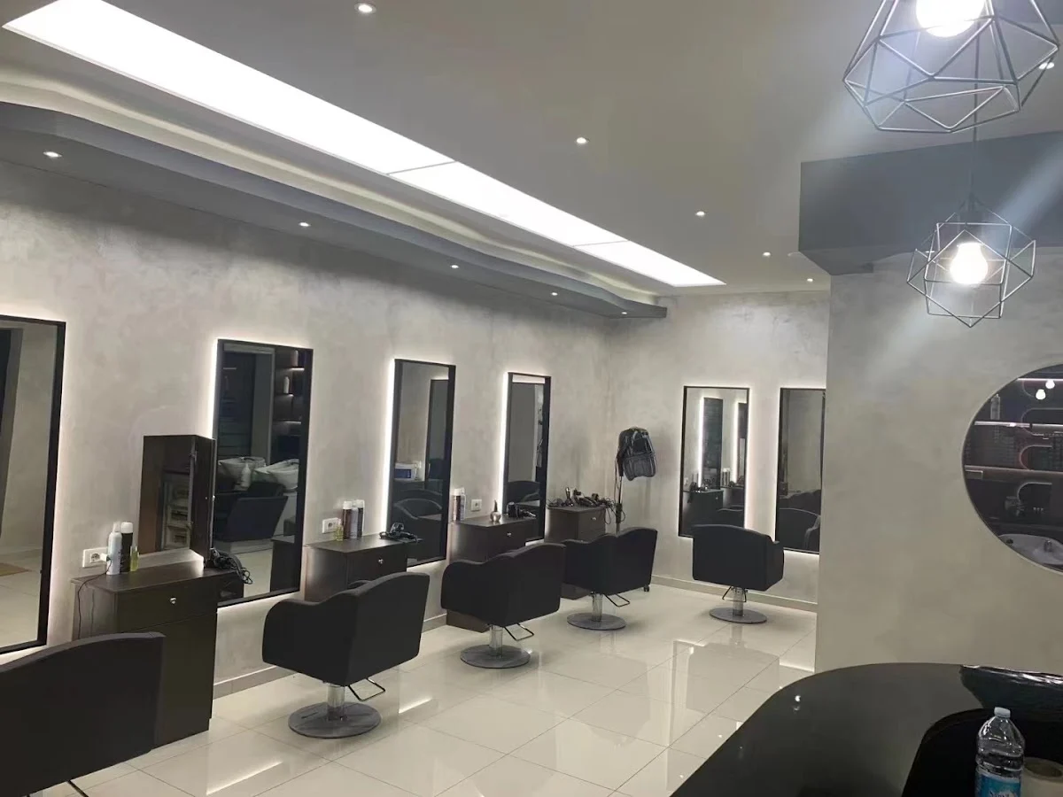 Yo • Ho - Hair Salon & Centro Estetico - 4