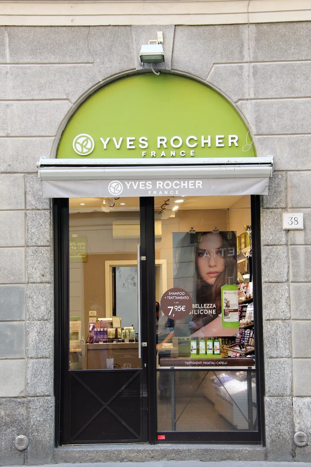 Yves Rocher Como